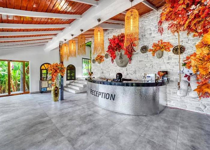 Illusion & Clubhotel - Adults Only Otel 3*