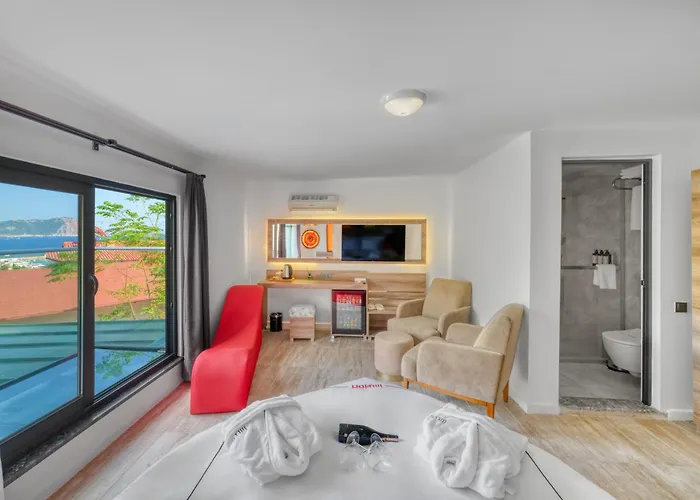 Illusion & Clubhotel - Adults Only Hotel