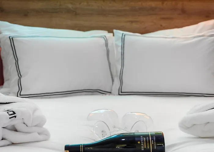 Illusion & Clubhotel - Adults Only Otel 3*
