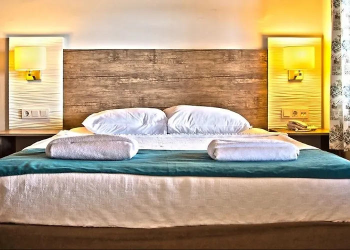 Illusion & Clubhotel - Adults Only Otel 3*