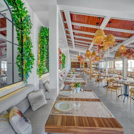 Hotel Illusion & Clubhotel - Adults Only