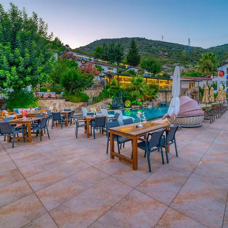 Hotel Illusion & Clubhotel - Adults Only 3*