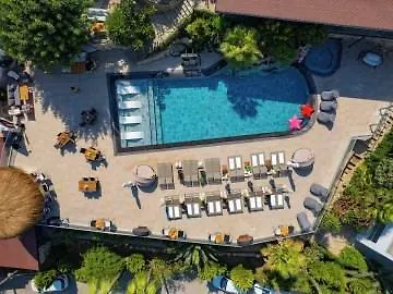 Illusion & Clubhotel - Adults Only 호텔