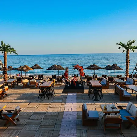 Illusion & Clubhotel - Adults Only Otel 3*